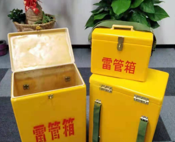 察雅玻璃钢雷管箱有哪些特点