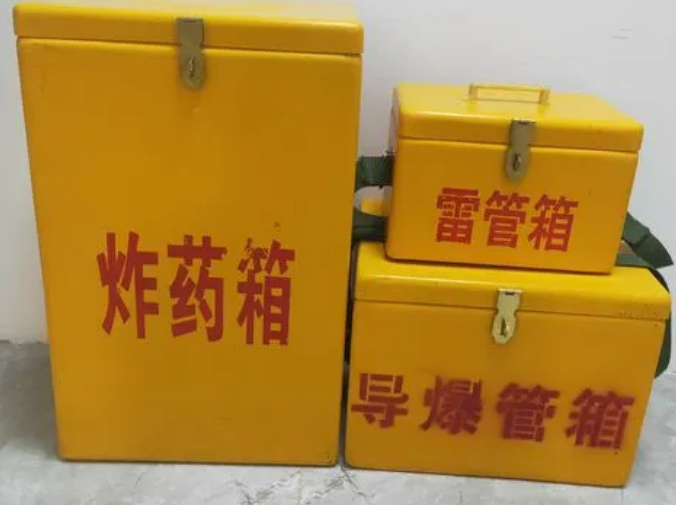 察雅玻璃钢雷管箱的适用范围